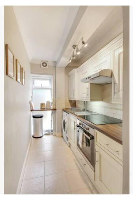 Central 2 Bedroom Garden Flat With Free Parking รอยัลทันบริดจ์เวลส์ ภายนอก รูปภาพ